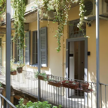 Incantevole Appartamento In Darsena Milan Exterior photo