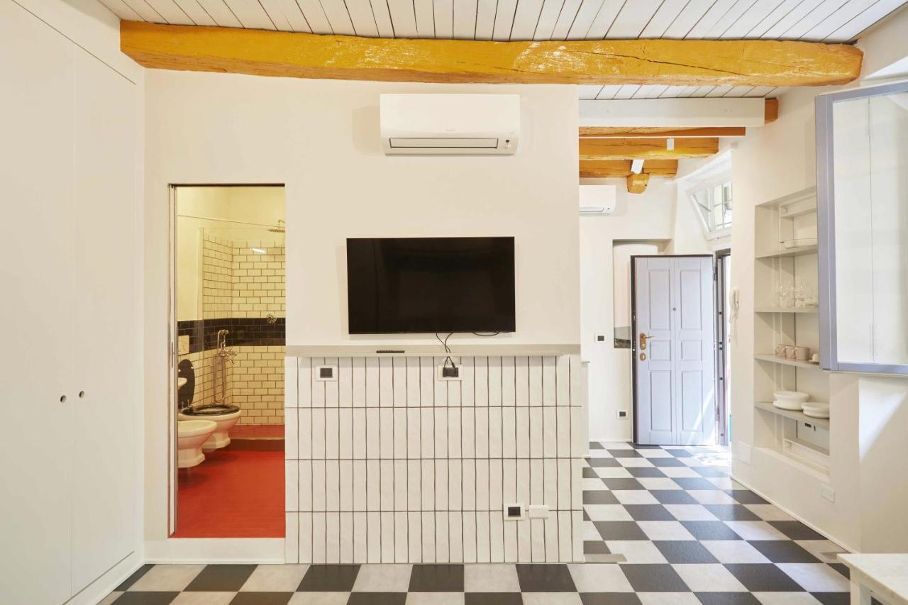 Apartment Incantevole In Darsena Mailand